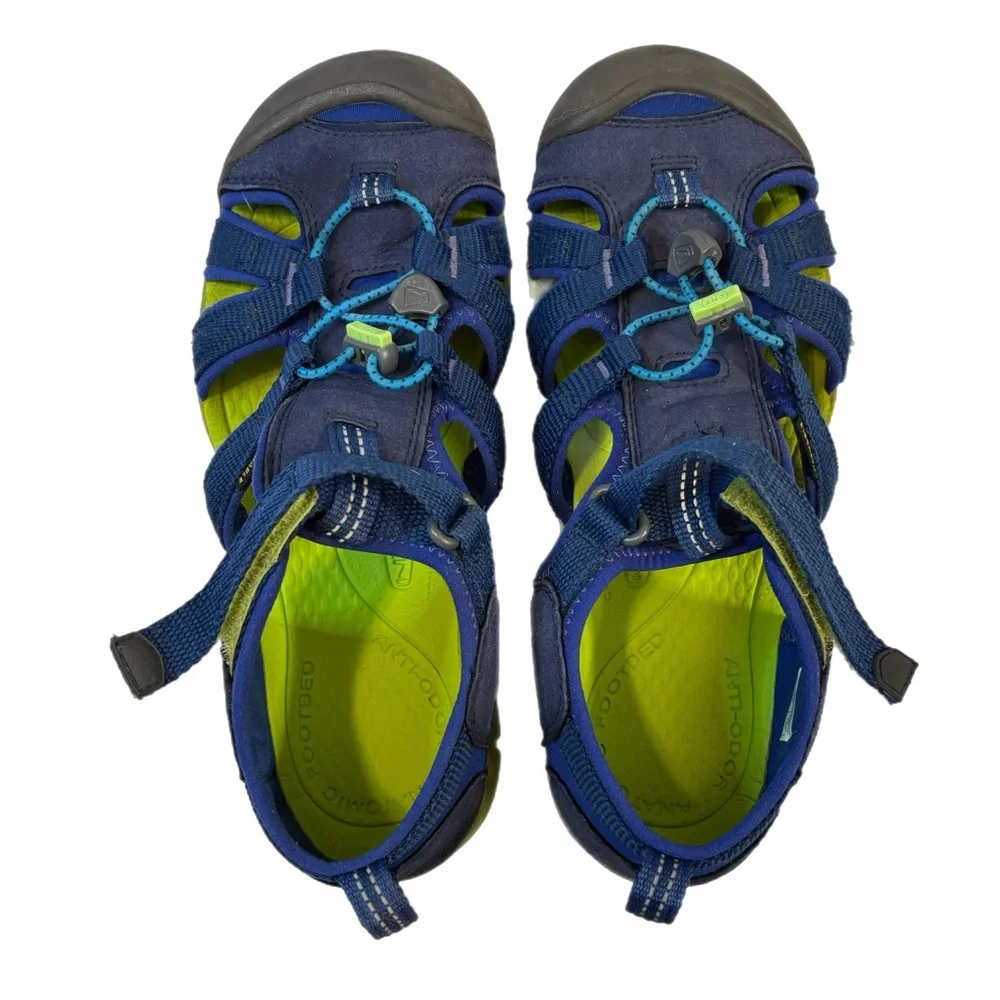 Keen Little Kids’ Seacamp II blue water shoes
